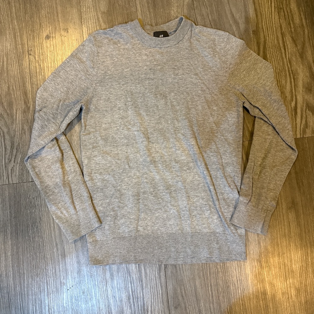 H&M Light Gray Crewneck Sweater